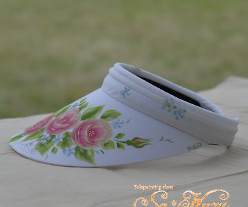 ピンク薔薇のサンバイザーminneに出品しています ピンク薔薇のサンバイザーminneに出品しています
