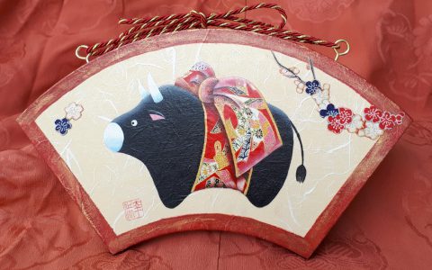 干支の丑(うし)プレート-3、minneに出品しています 干支の丑(うし)プレート-3、minneに出品しています