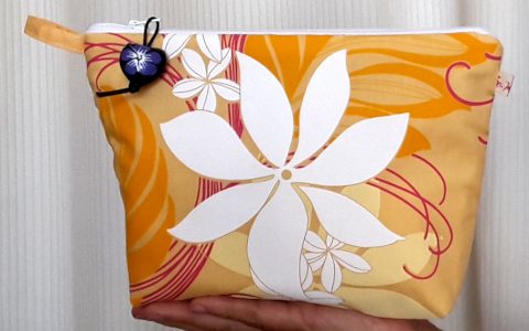 ティアレの底マチ付ポーチ(ベージュ)minneに出品しました ティアレの底マチ付ポーチ(ベージュ)minneに出品しました