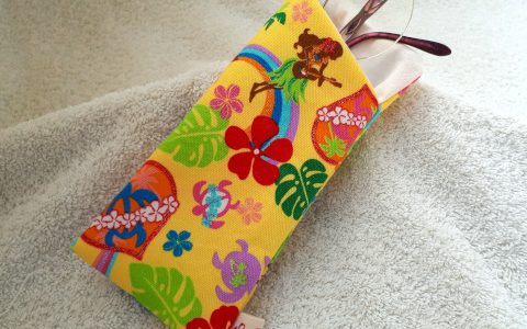 フラガールの布メガネケース(黄)minneに出品しました フラガールの布メガネケース(黄)minneに出品しました